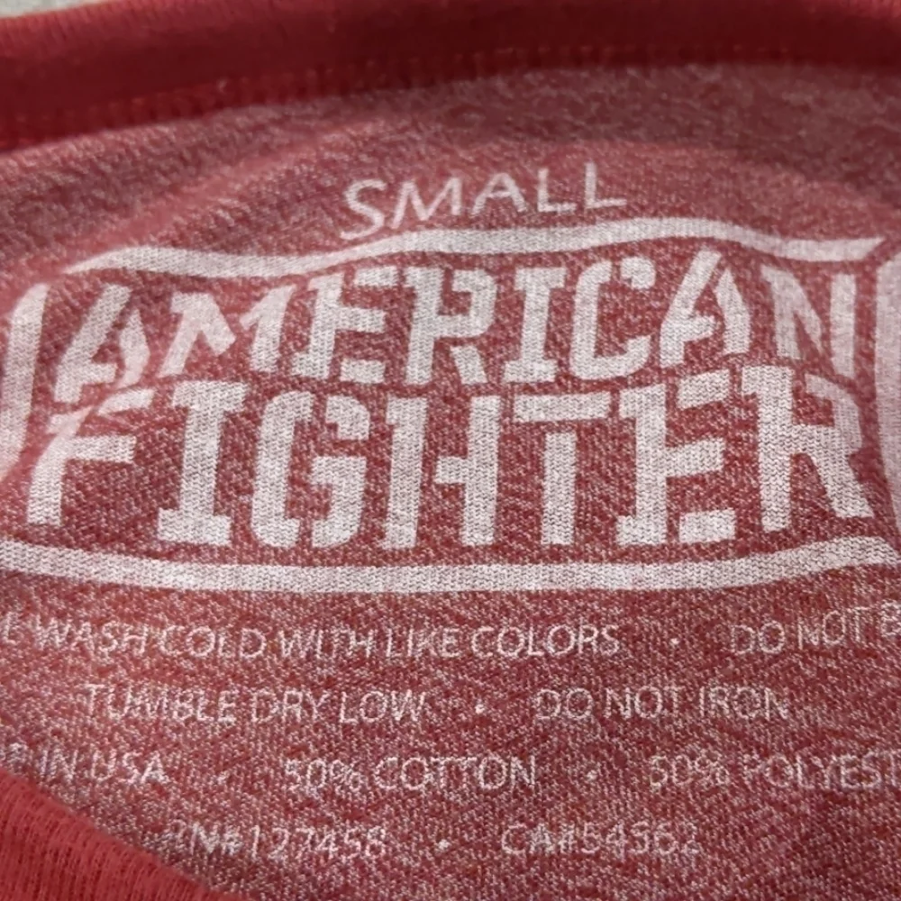 Afflliction 𝅺American Fighter burgundy t shirt small - Picture 6 of 7